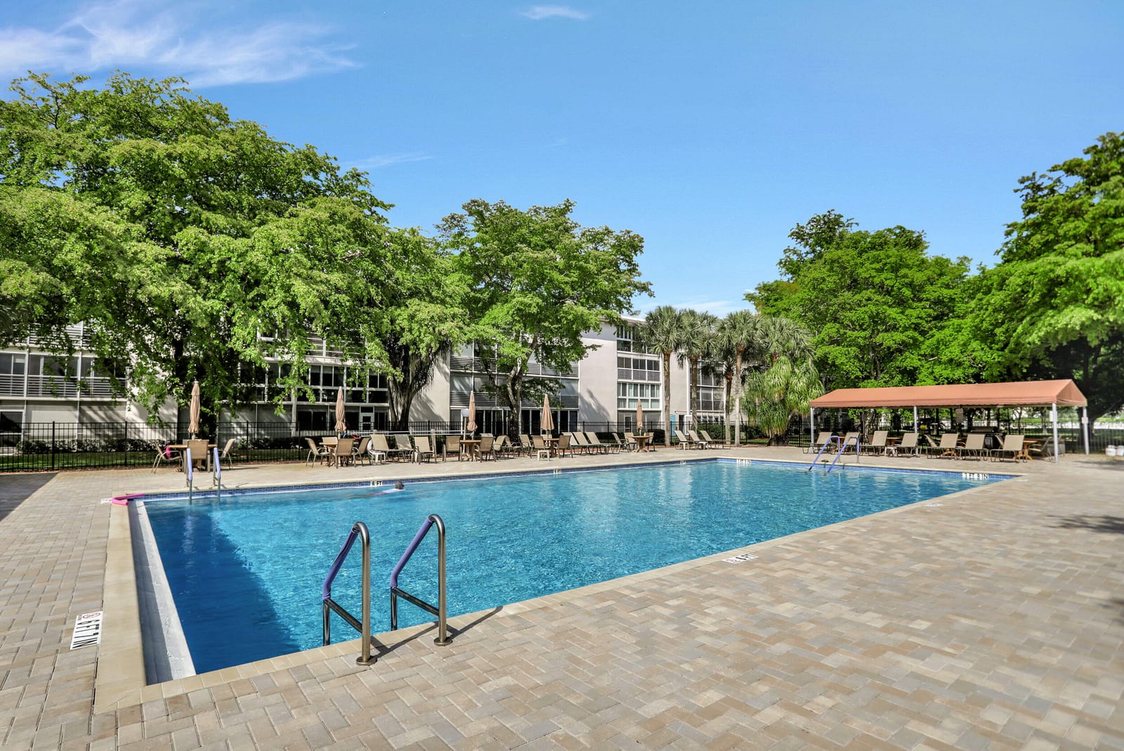 2002 Granada Drive E1, Coconut Creek, FL 33066 photo 27