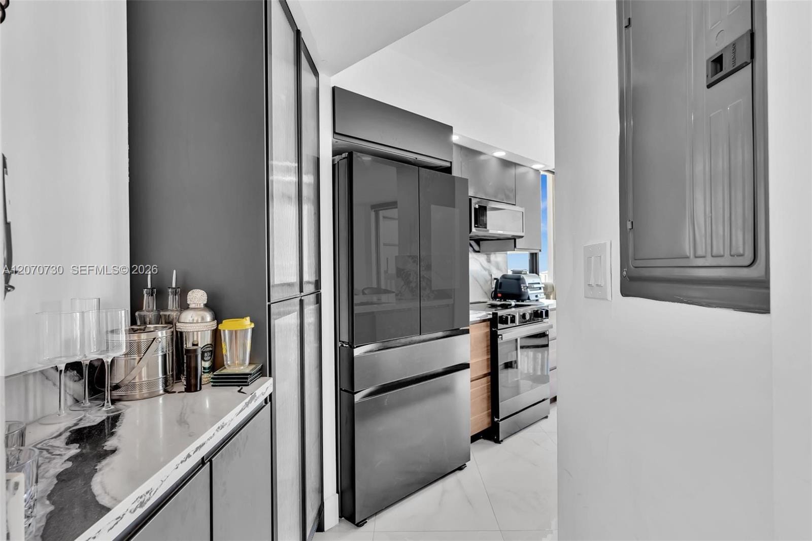 1000 W Island Boulevard 1710, Aventura, FL 33160 photo 14