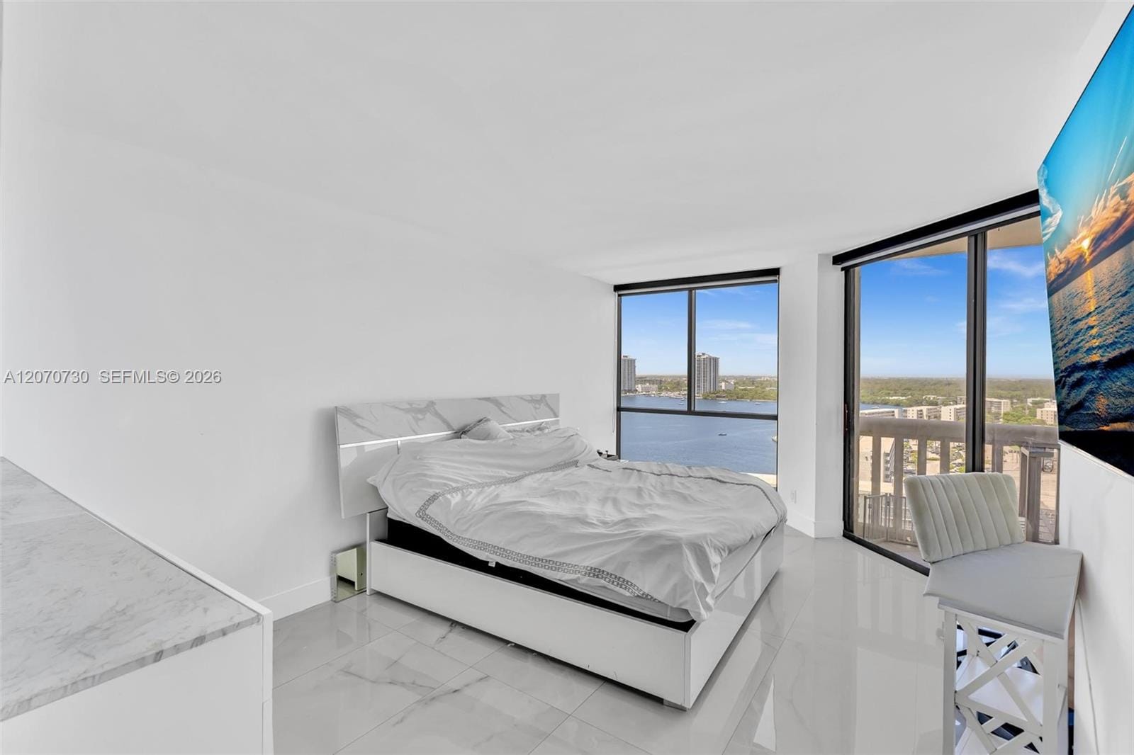 1000 W Island Boulevard 1710, Aventura, FL 33160 photo 25