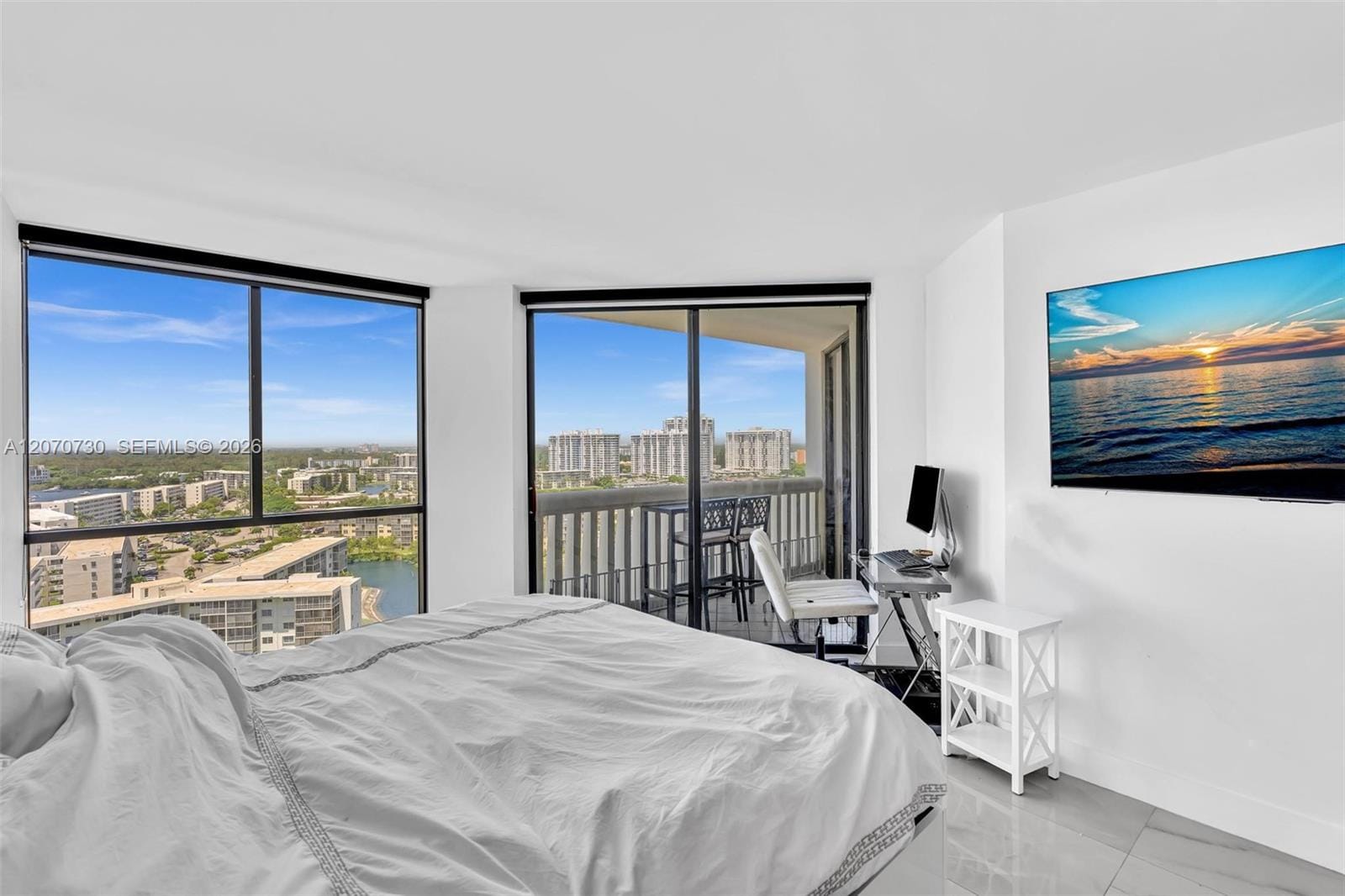 1000 W Island Boulevard 1710, Aventura, FL 33160 photo 27