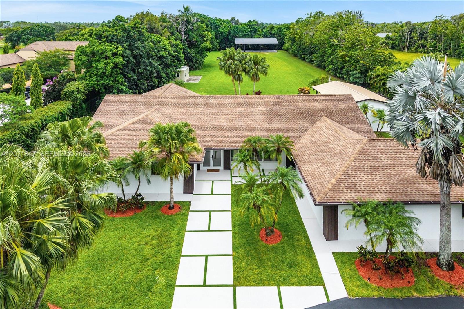 13900 Mustang Trail, Southwest Ranches, FL 33330