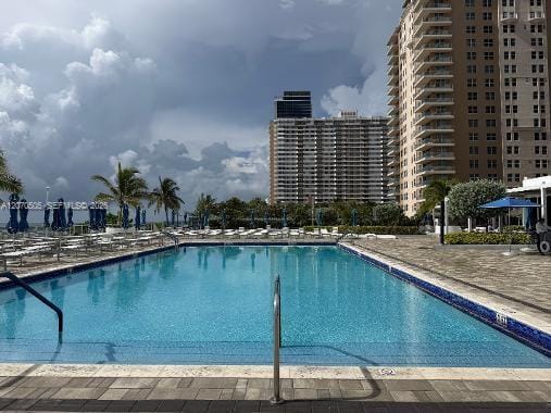 1904 S Ocean Drive 1107, Hallandale Beach, FL 33009