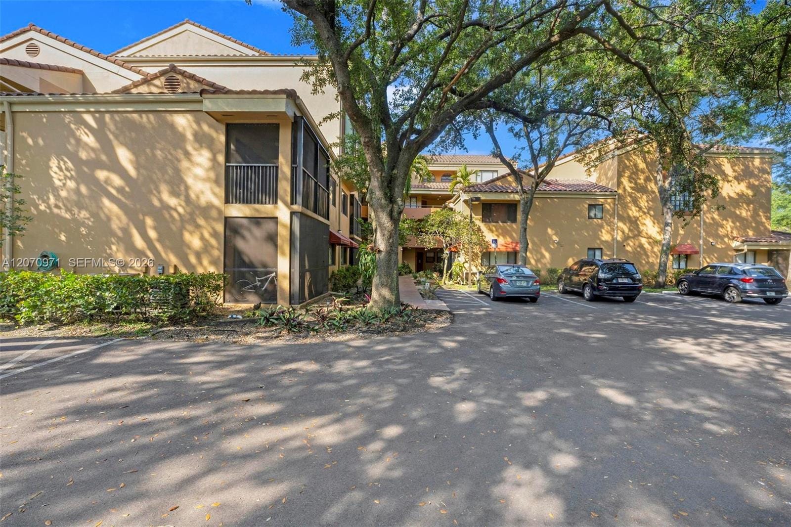 15545 N Miami Lakeway N 106, Miami Lakes, FL 33014 photo 26
