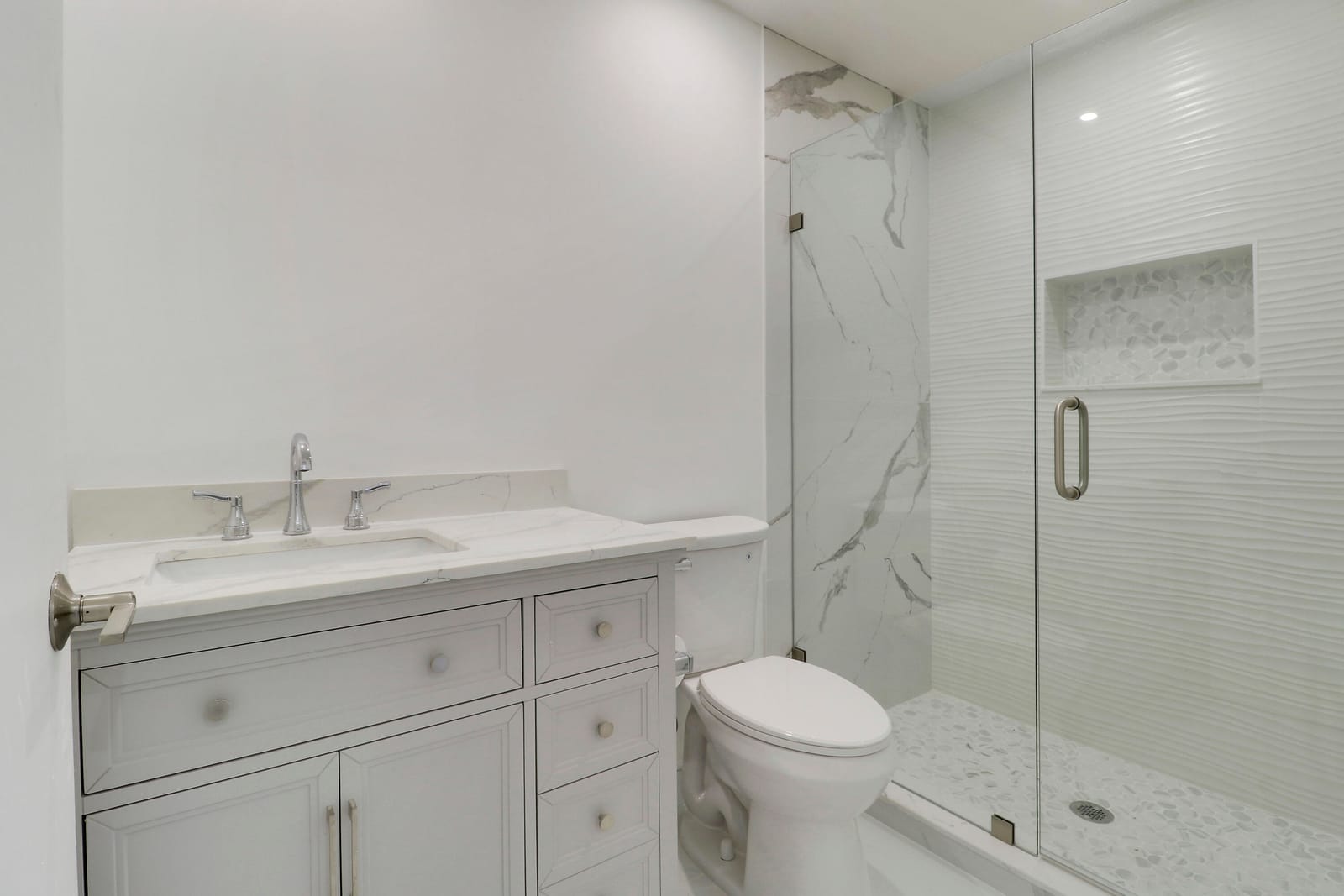 6940 SE Constitution Boulevard 3-203, Hobe Sound, FL 33455 photo 13