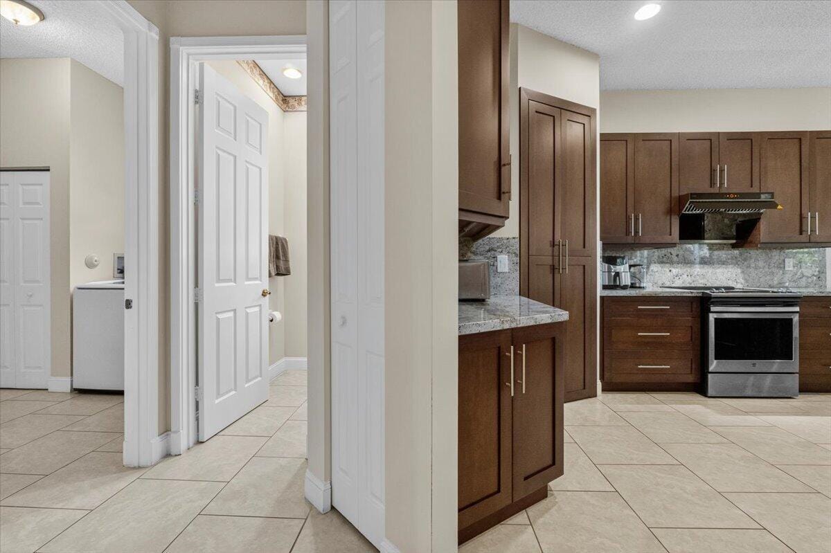 6634 JOG PALM Drive, Boynton Beach, FL 33437 photo 16
