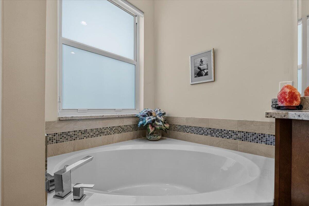 6634 JOG PALM Drive, Boynton Beach, FL 33437 photo 25