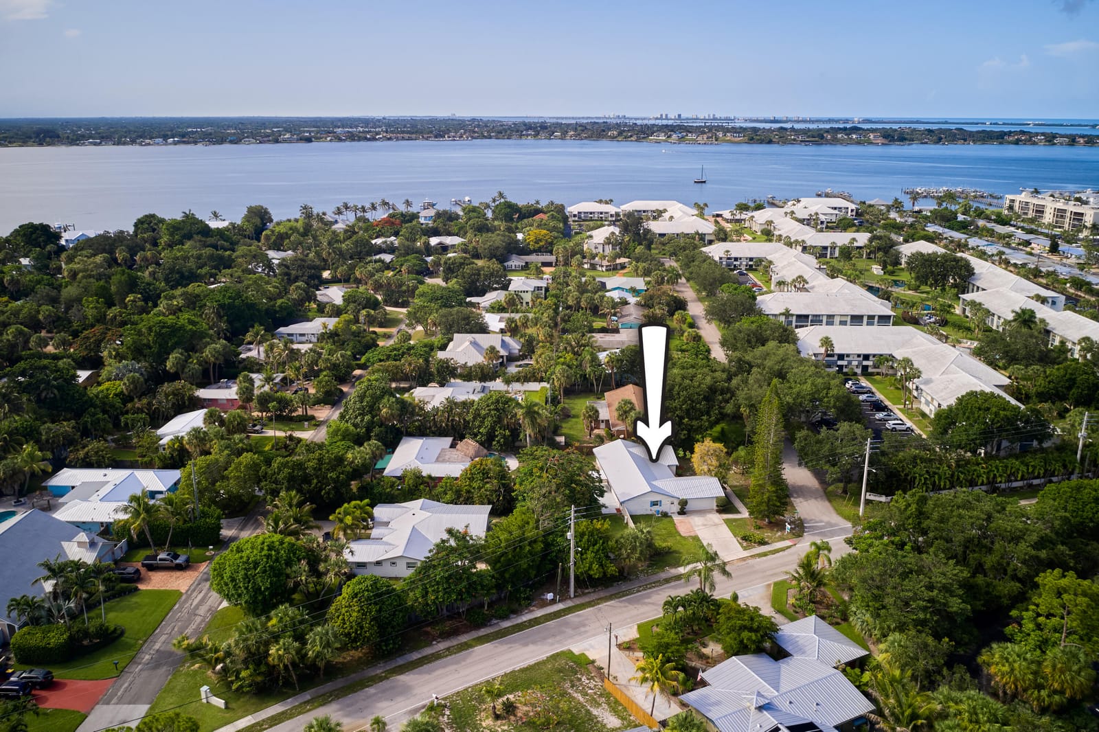 296 SE Wentworth Drive, Stuart, FL 34996