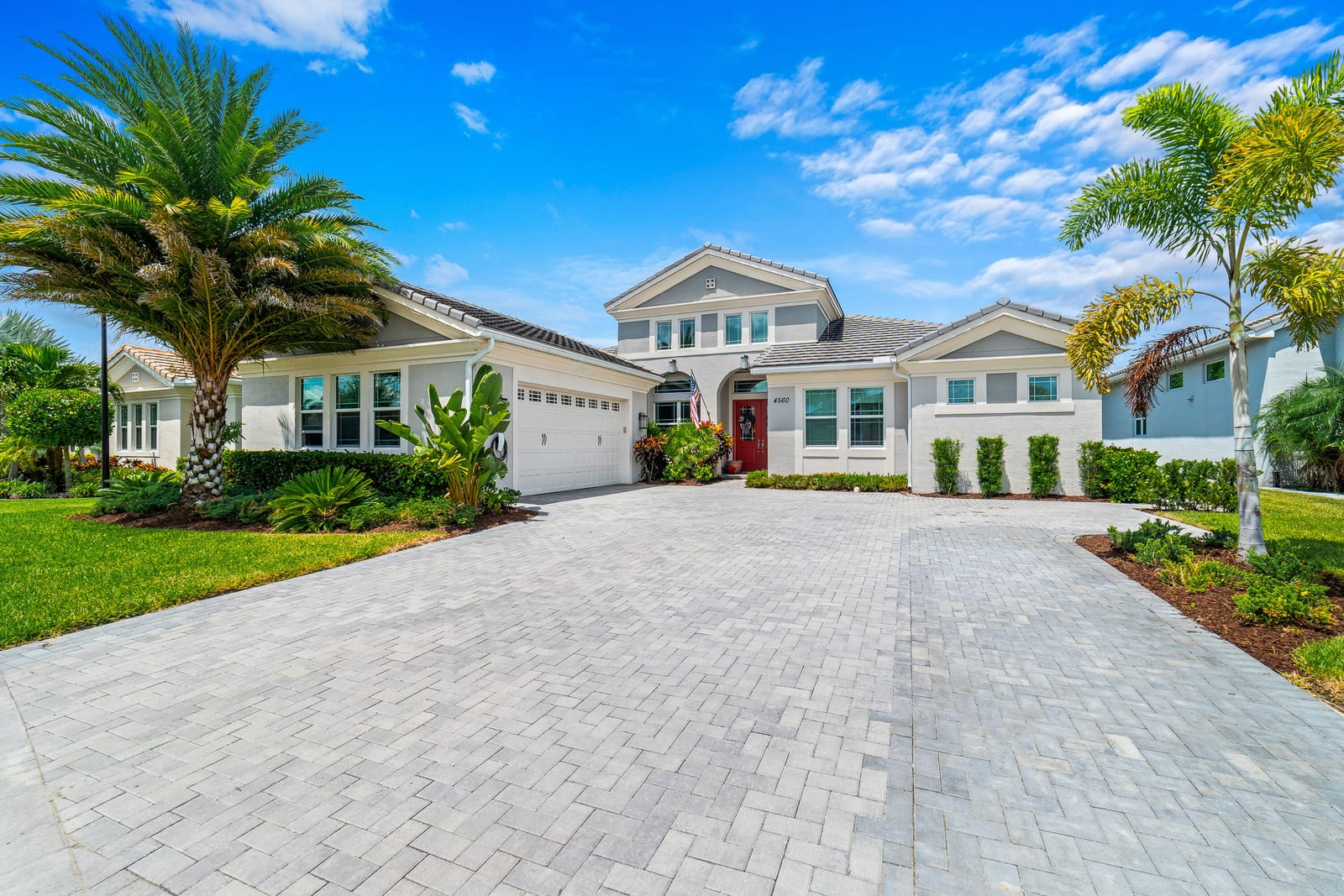 4560 ESTATES Circle, The Acreage, FL 33470
