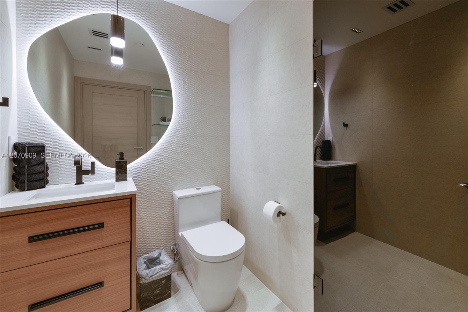 888 Biscayne Boulevard 1509, Miami, FL 33132 photo 14