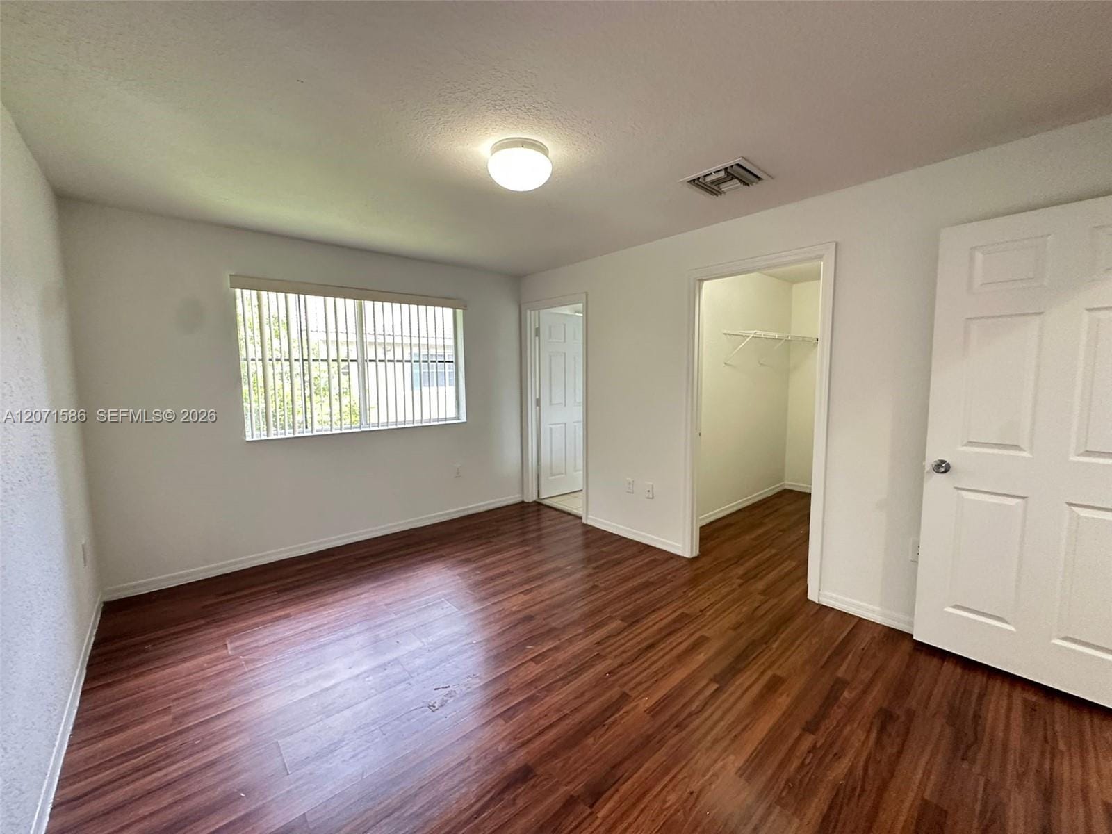 6055 SW 19th Court 6055 — photo 4