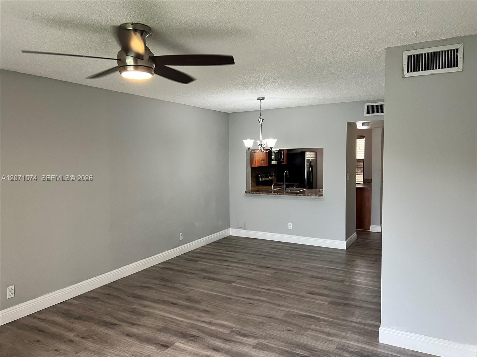 10005 Winding Lake Road 105 — photo 6