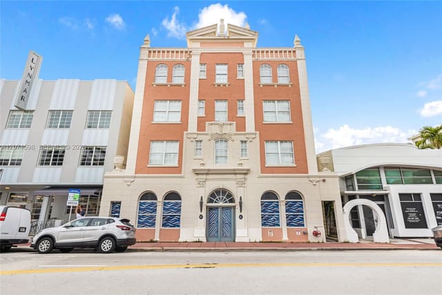 727 Collins Avenue, FL 33139