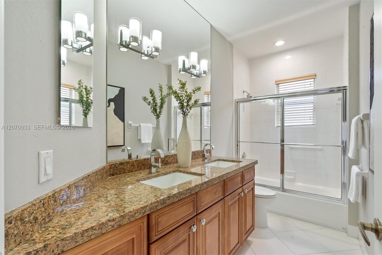 2733 Meadowood Drive, Weston, FL 33332 photo 17
