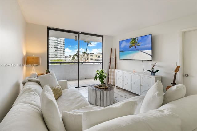1775 Washington Avenue 5D, Miami Beach, FL 33139