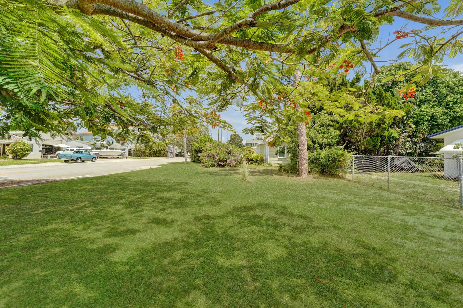 611 SW 7TH Street — photo 9