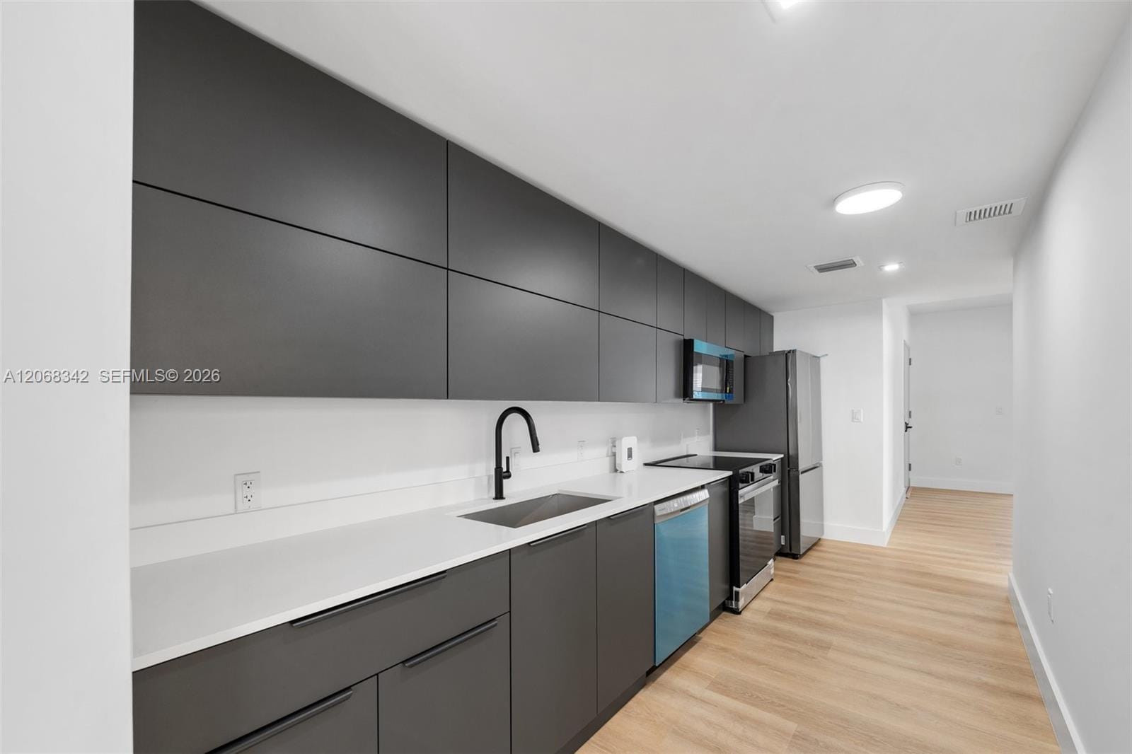 403 SW 12th Avenue — photo 11