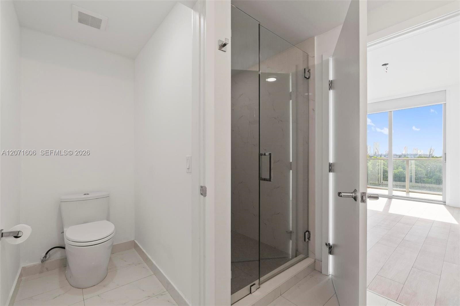 16385 Biscayne Boulevard 521, North Miami Beach, FL 33160 photo 21