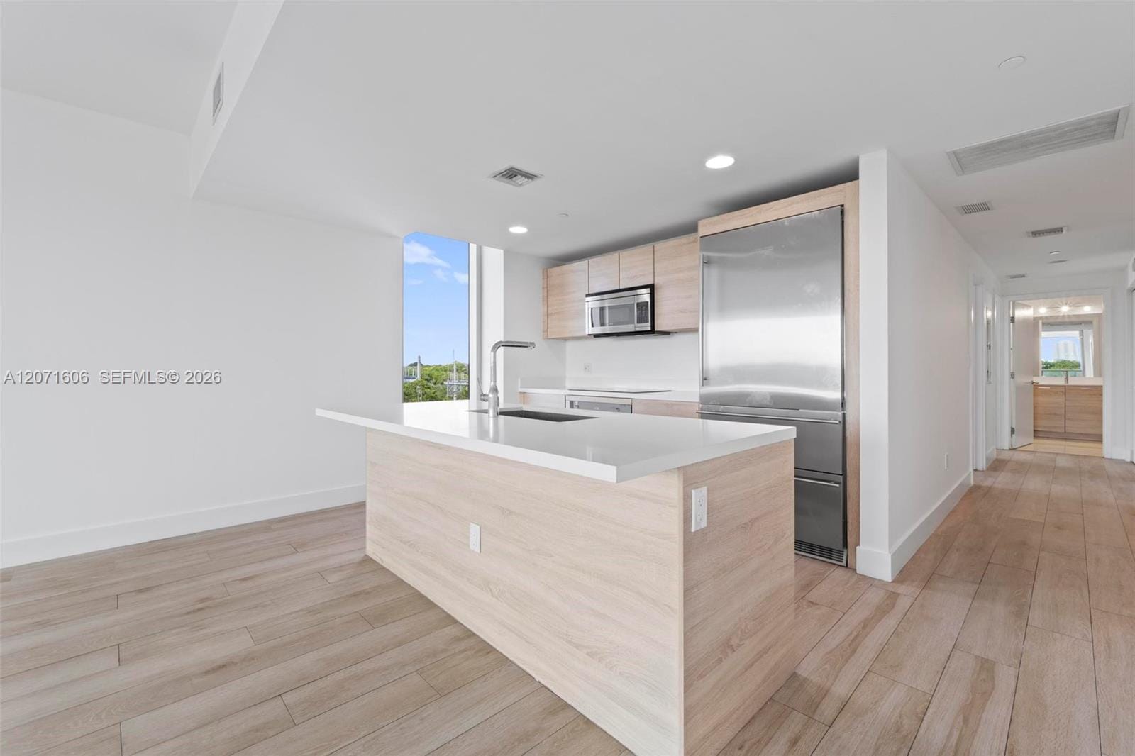 16385 Biscayne Boulevard 521 — photo 9