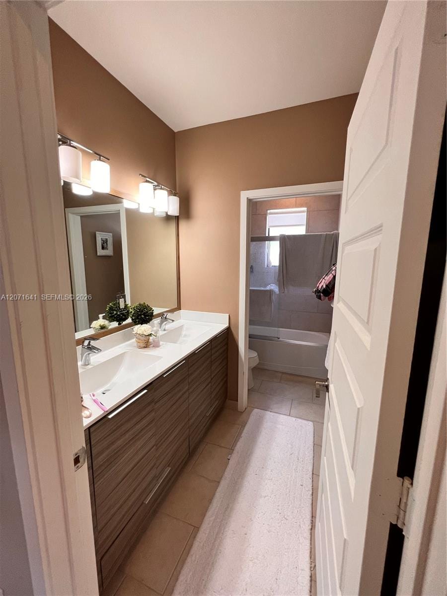 16002 SW 136th Way, Miami, FL 33196 photo 12