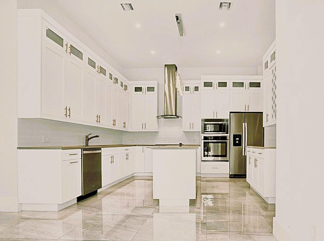 2517 Oceanview Avenue E, Delray Beach, FL 33444