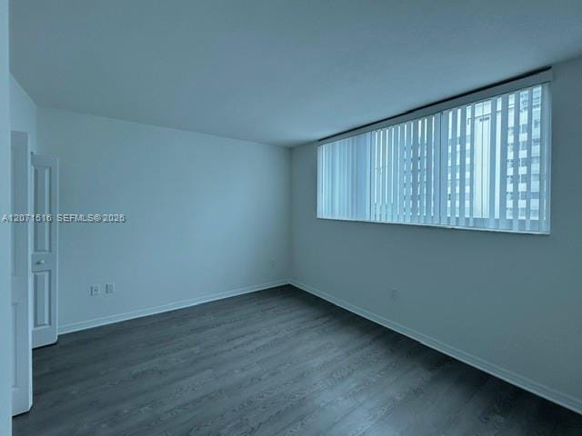 7525 E Treasure Drive 505 — photo 11