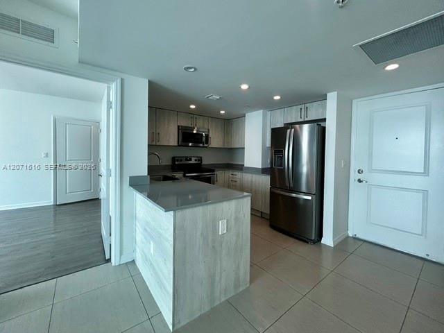 7525 E Treasure Drive 505