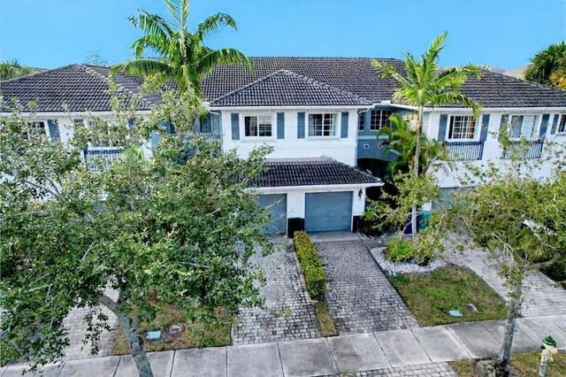 1421 NW 34TH Way 1421, Lauderhill, FL 33311