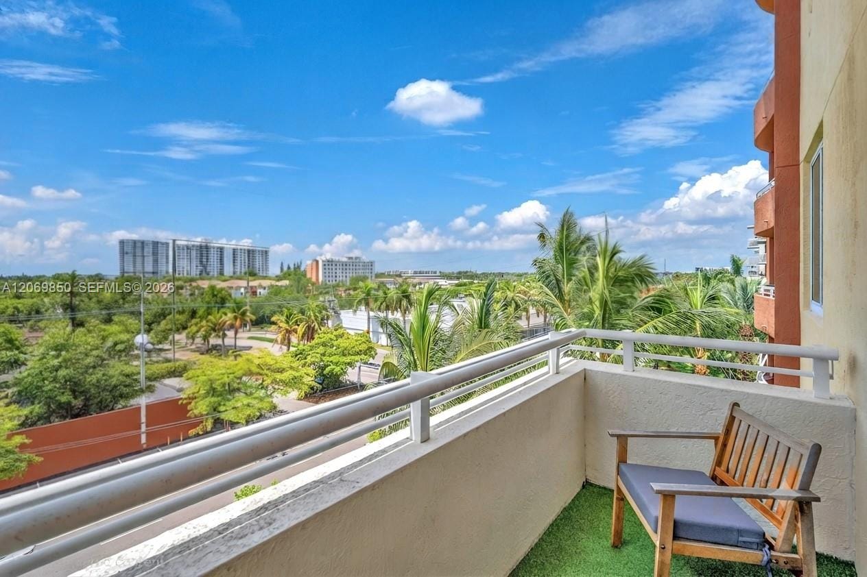 18800 NE 29th Avenue 517 (Fully Renovated), Aventura, FL 33180 photo 30
