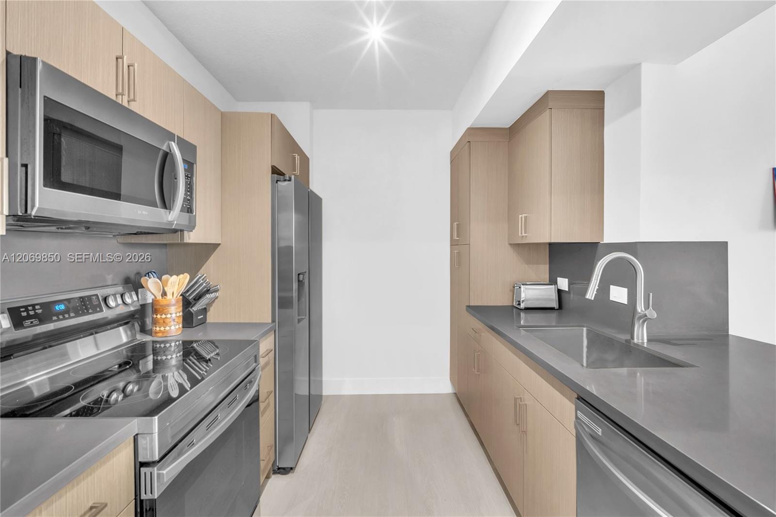 18800 NE 29th Avenue 517 (Fully Renovated) — photo 5