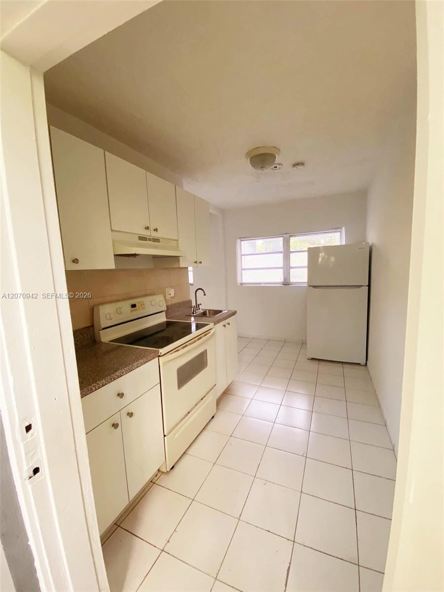 2612 Johnson Street 13 — photo 2