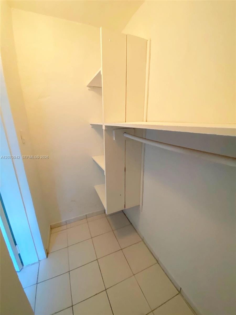 2612 Johnson Street 13 — photo 6