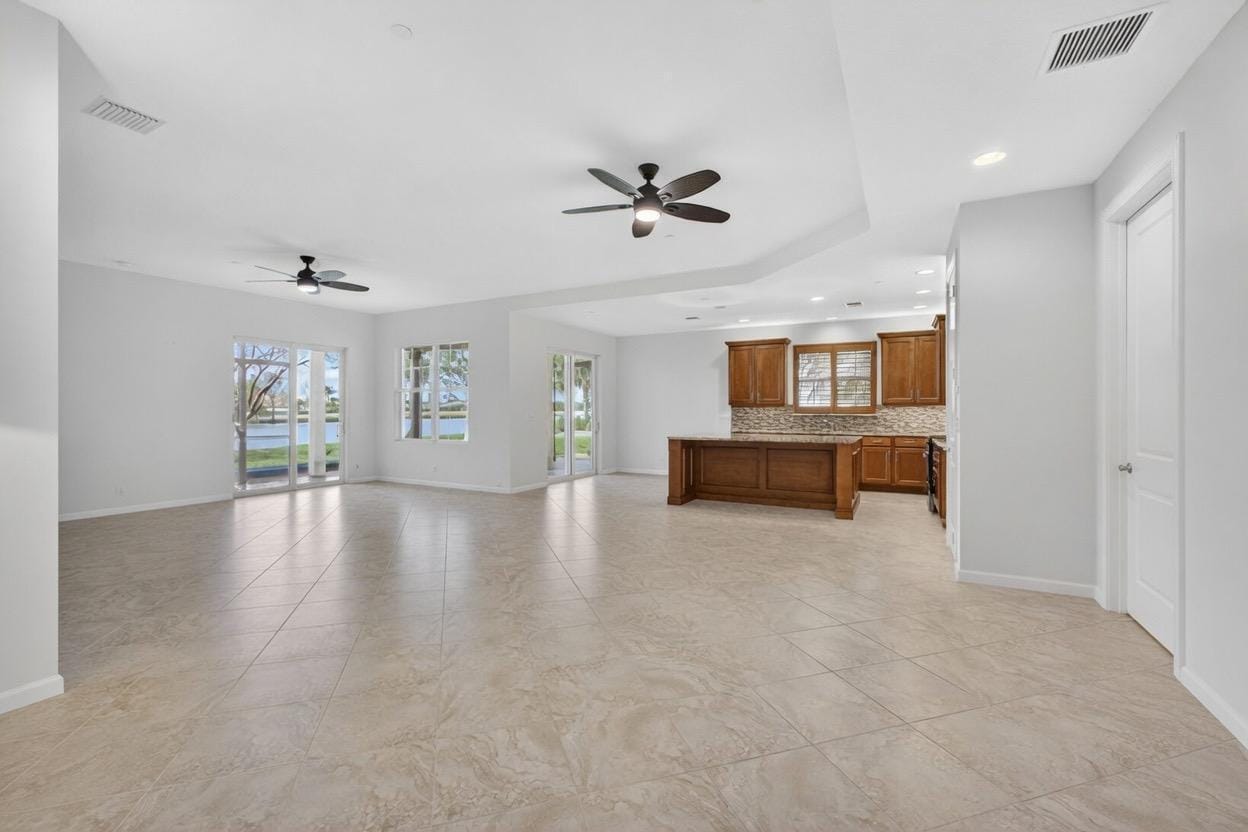 111 Tresana Boulevard 29 — photo 4