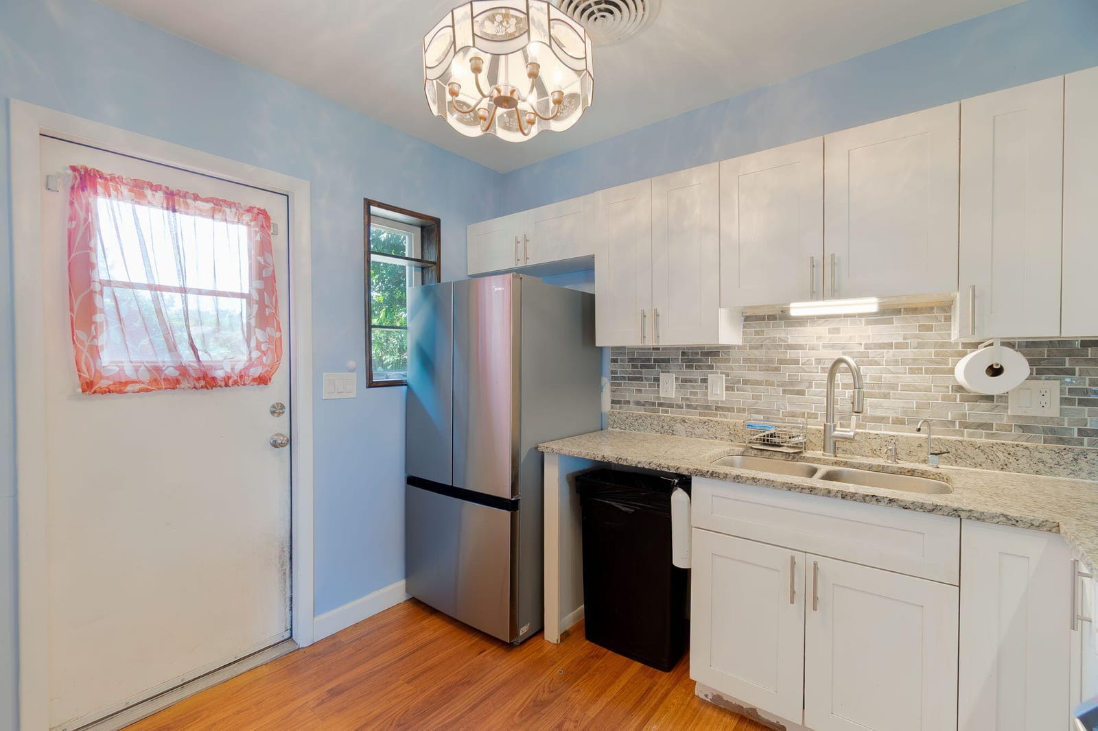 1446 W DREW Street — photo 12
