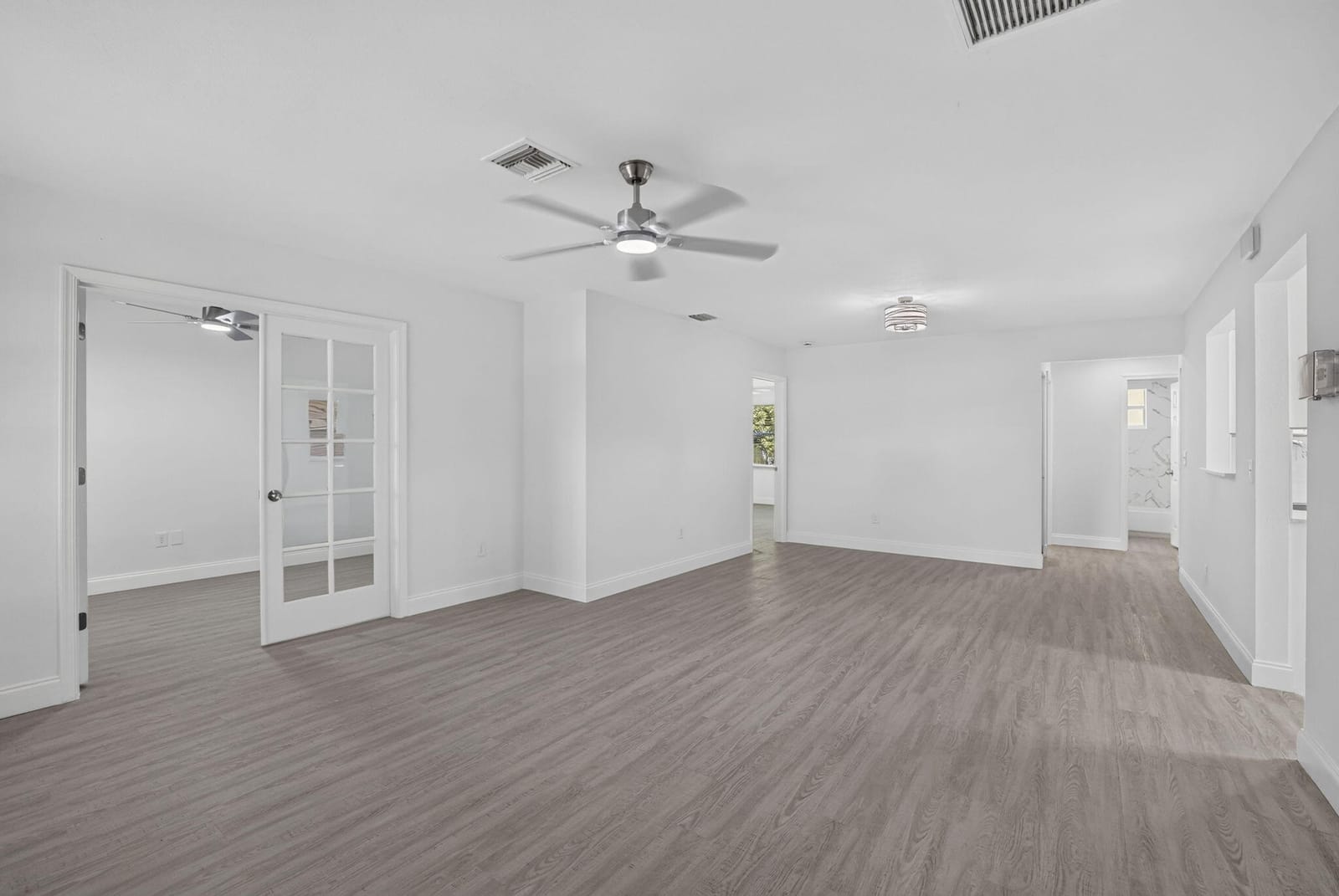 2855 NW 8TH Court, Fort Lauderdale, FL 33311 photo 2