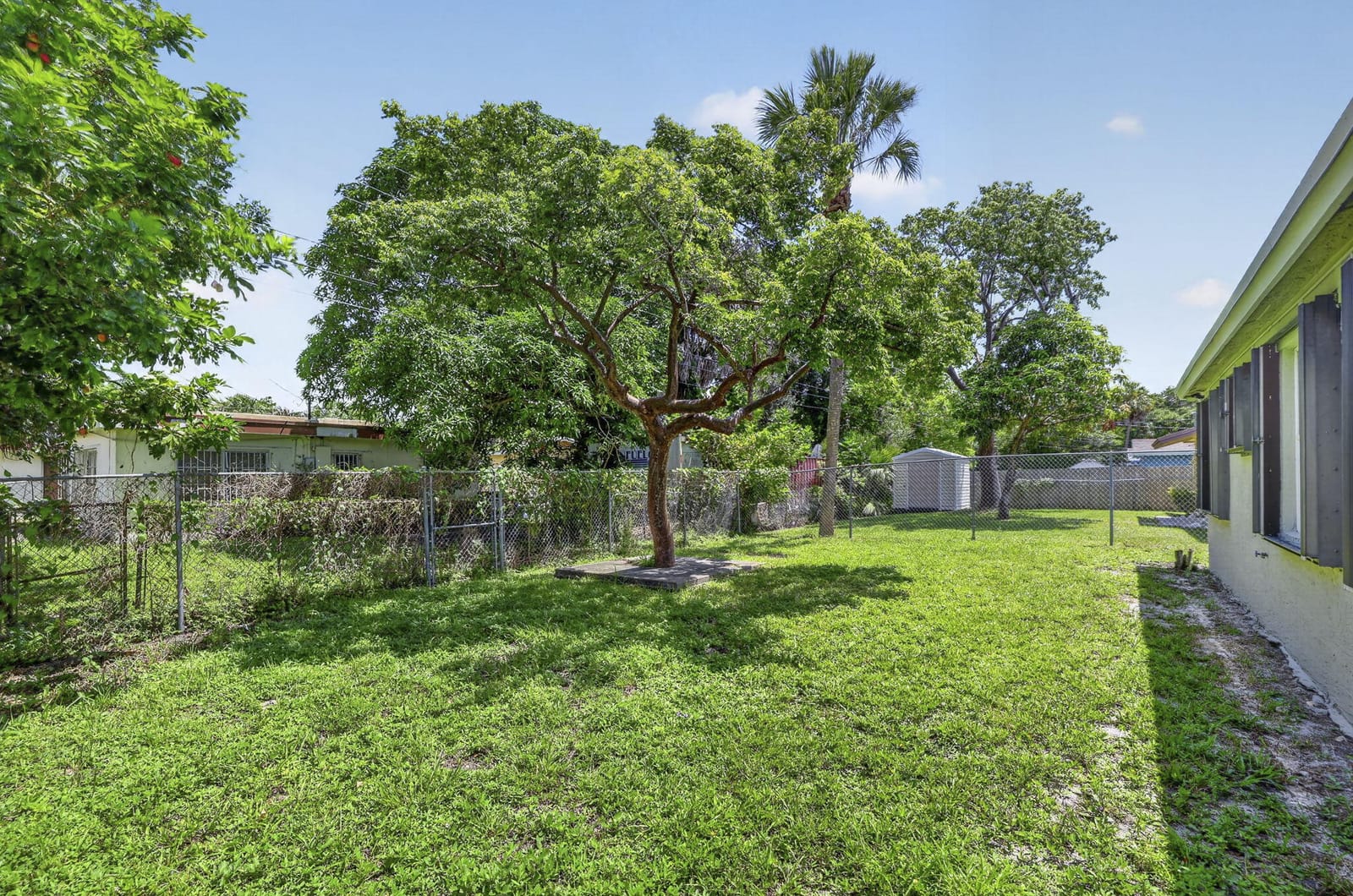 2855 NW 8TH Court, Fort Lauderdale, FL 33311 photo 15