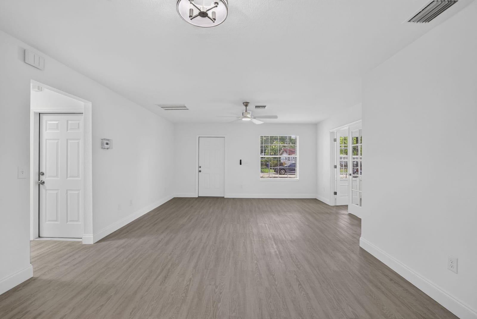 2855 NW 8TH Court, Fort Lauderdale, FL 33311 photo 4