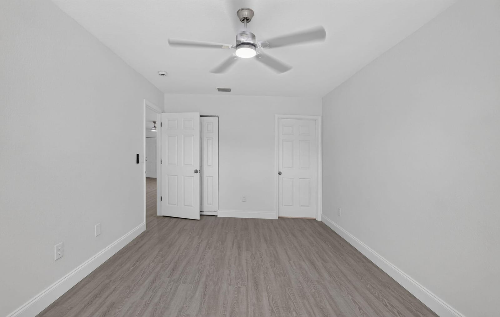 2855 NW 8TH Court, Fort Lauderdale, FL 33311 photo 10