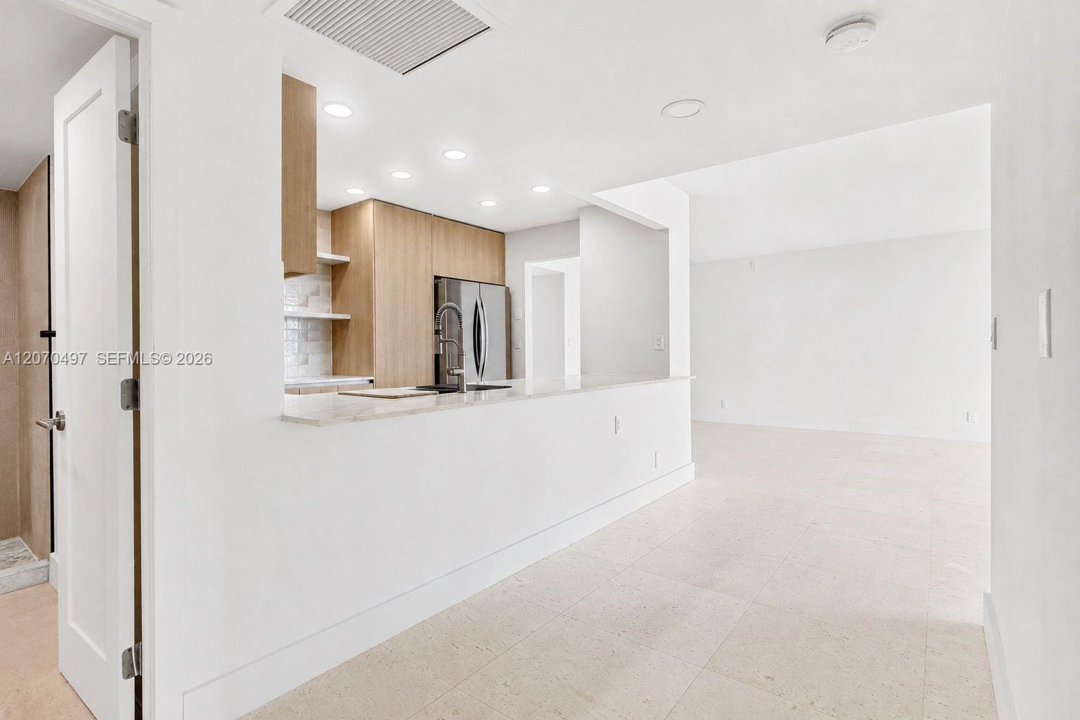 100 Bayview Drive 1626, Sunny Isles Beach, FL 33160 photo 11