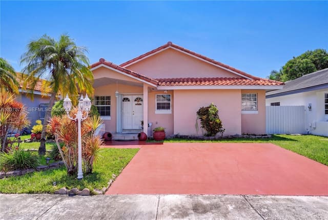 2375 SW 141st Avenue, Rainbow Gardens Villas, Miami, FL