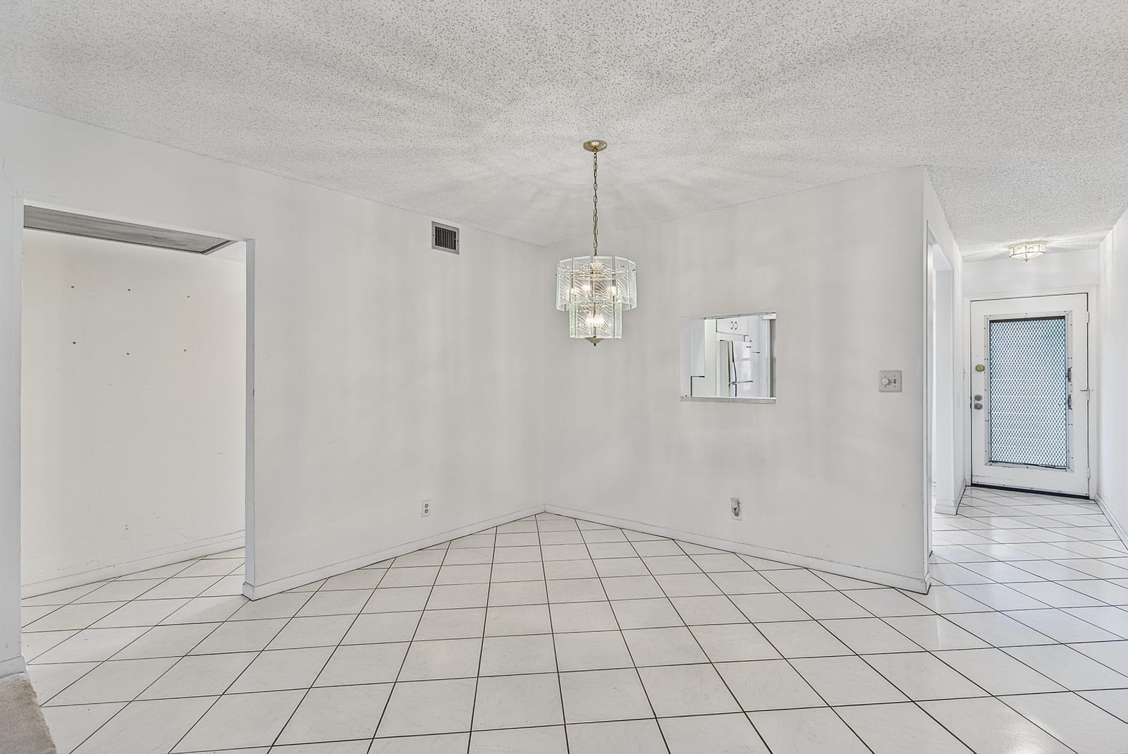 2904 VICTORIA Place L2 — photo 6