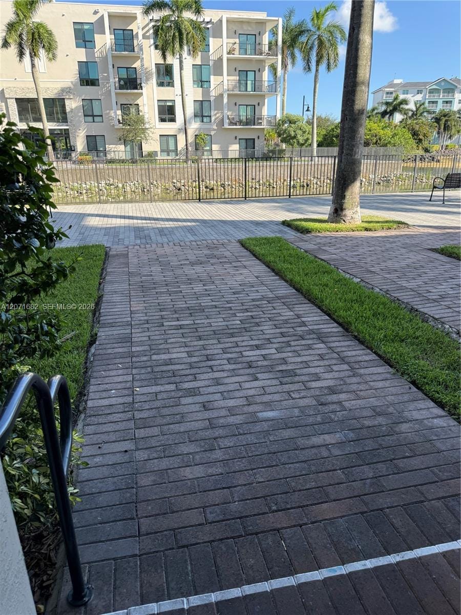 4640 NW 84 16 — photo 8