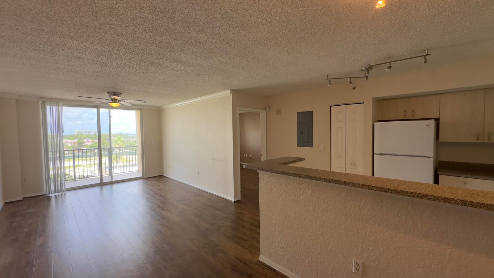 1801 N Flagler Drive 630, West Palm Beach, FL 33407