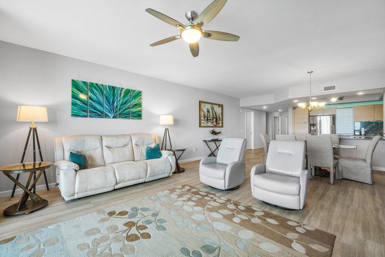 2640 Lake Shore Drive 711 — photo 9