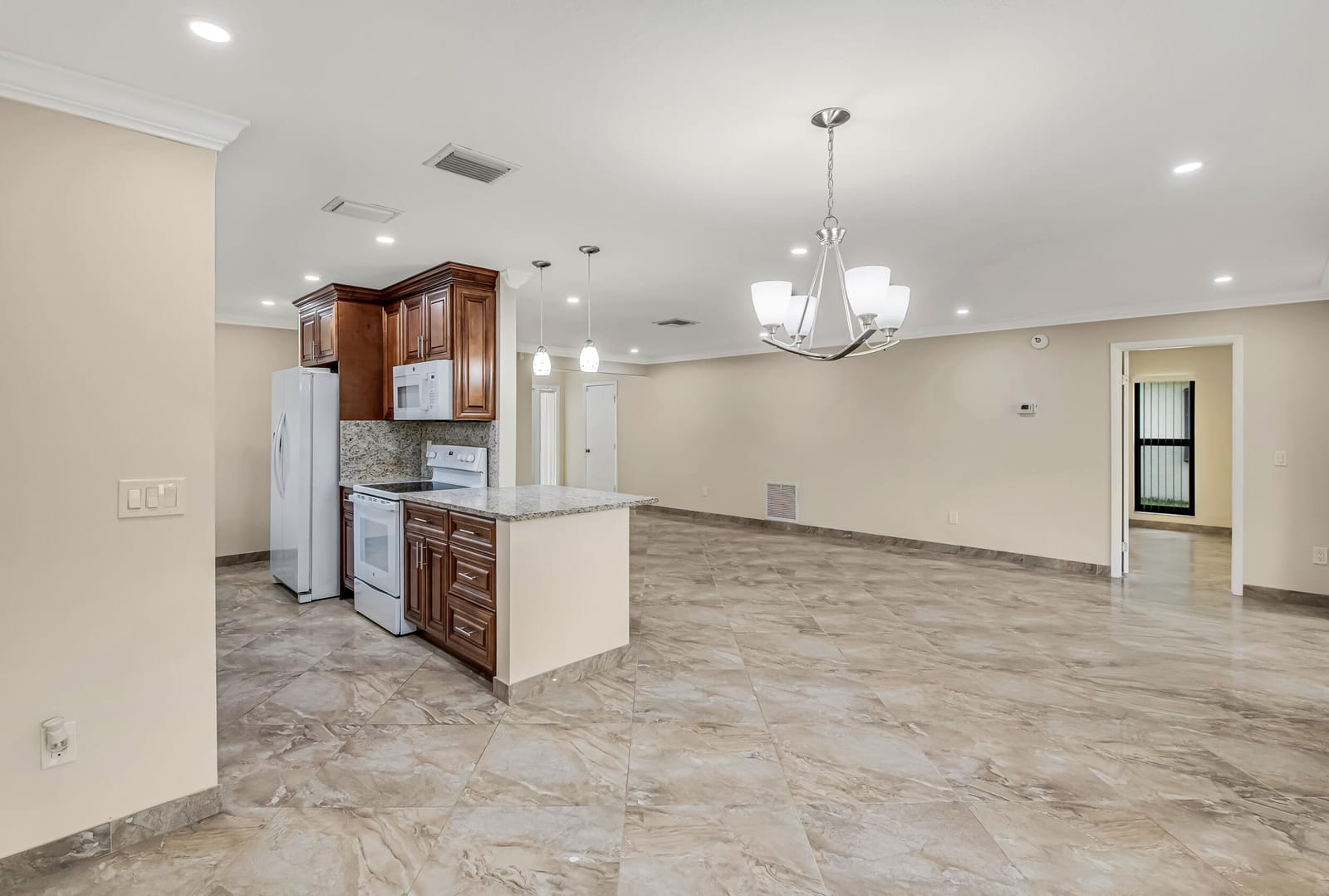 6210 Olivewood Circle, Greenacres, FL 33463 photo 14