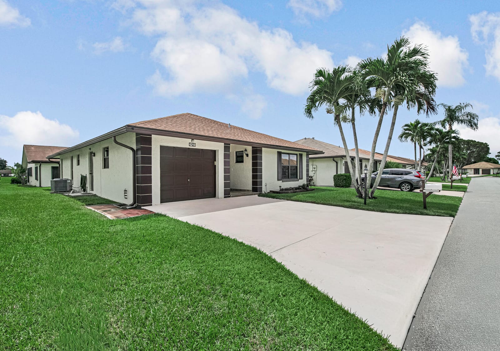 6210 Olivewood Circle, Greenacres, FL 33463 photo 3