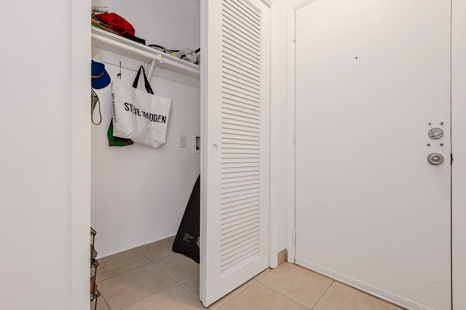 1000 NE 12TH Avenue 104, Hallandale Beach, FL 33009 photo 14
