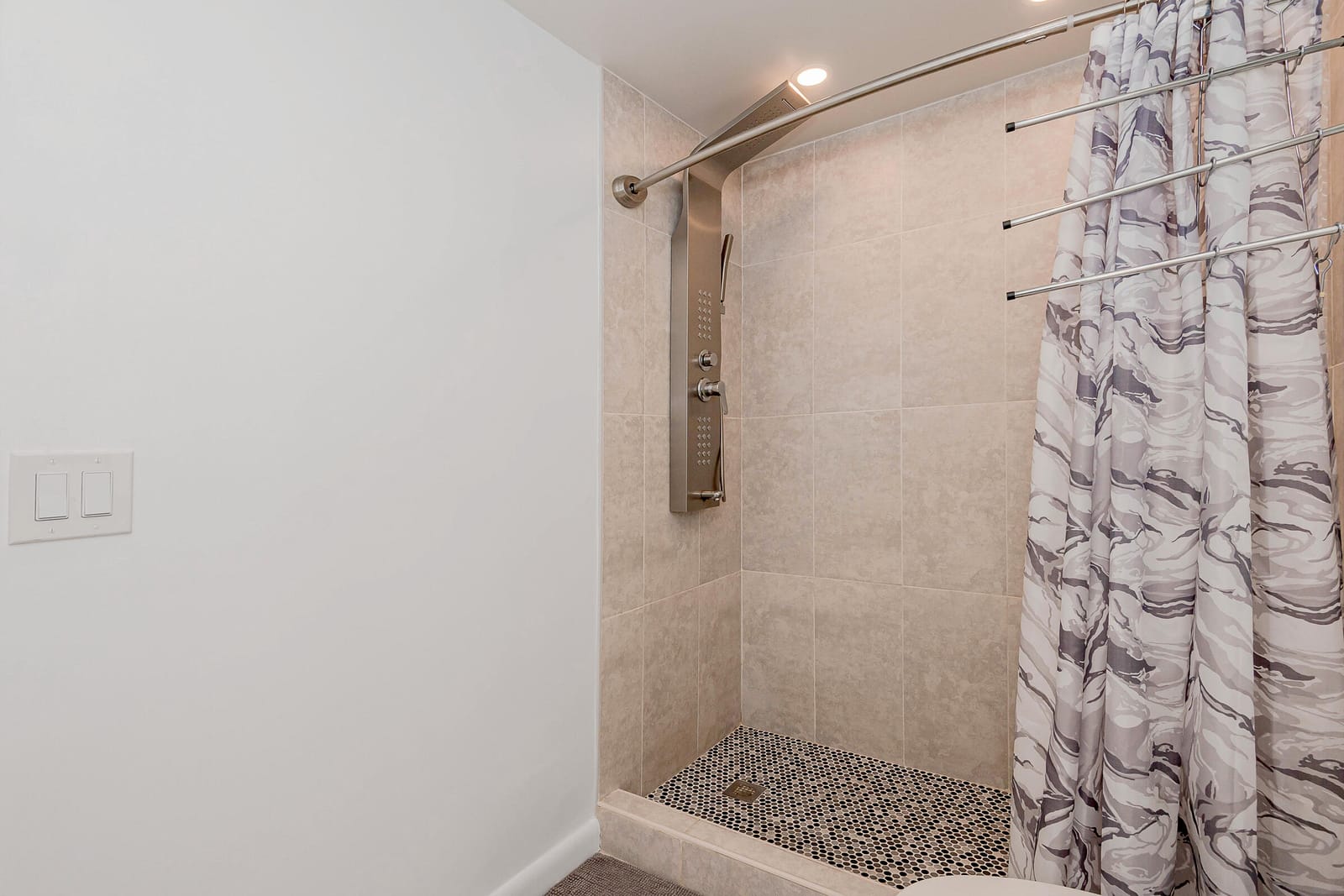 1000 NE 12TH Avenue 104, Hallandale Beach, FL 33009 photo 20