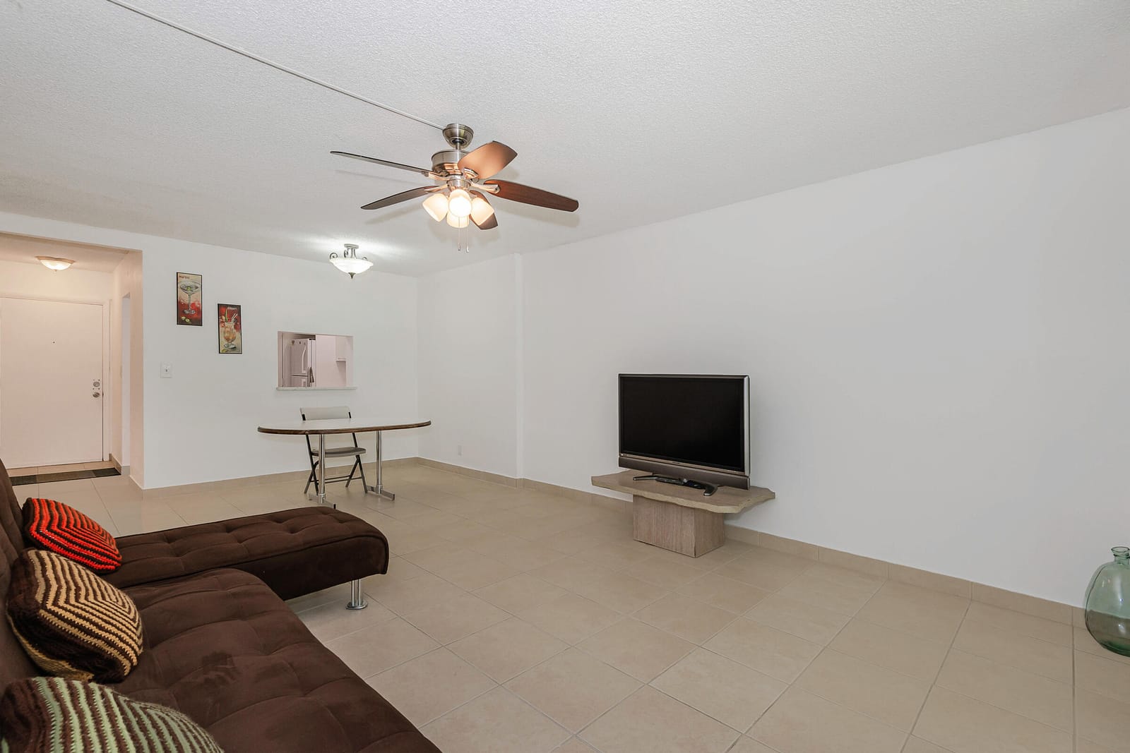 1000 NE 12TH Avenue 104 — photo 7