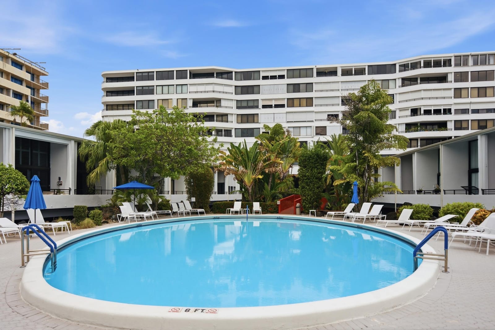 3589 S Ocean Boulevard 808 — photo 2