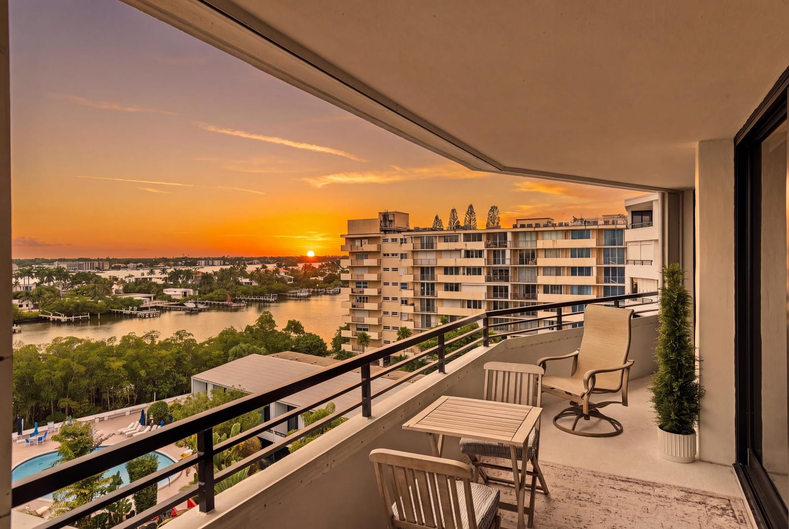 3589 S Ocean Boulevard 808, South Palm Beach, FL 33480